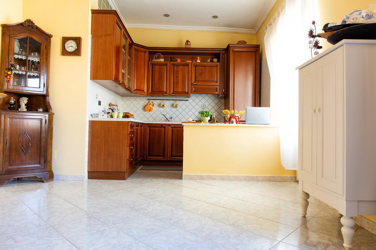 B&B Casa Fusco Fondi Eksteriør billede